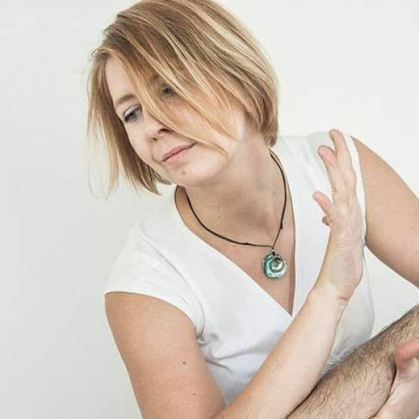 Anna Karolewska is offering Myofascial Energetic Release bodywork sessions in Nowogard and Szczecin, Poland