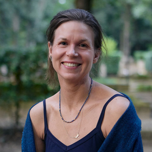 Anna-Riikka Santapukki is doing Myofascial Energetic Release sessions in Val d