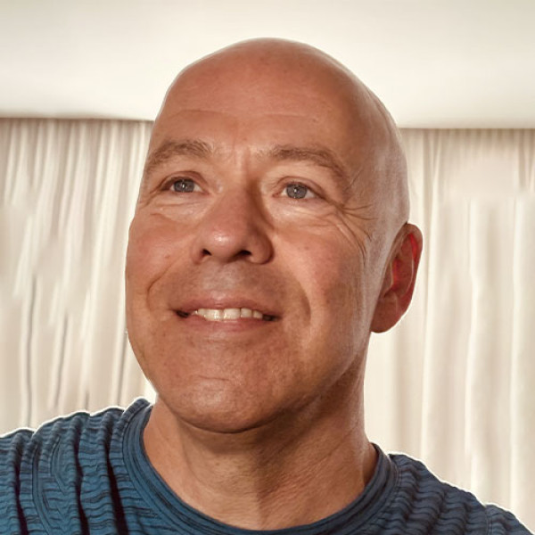 Frank Volmer is a MER therapist in Bennebroek, Netherlands and offer individual deep bodywork session