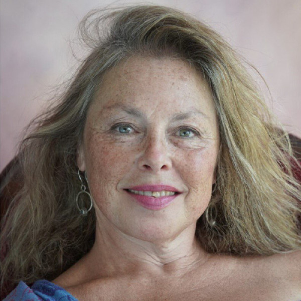 Yael Hochenberg | MER Practitioner in Training in Stroud & Nailsworth, UK